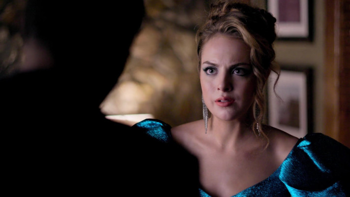 Elizabeth Gillies - Dynasty (2017) 1x03 Guilt is for Insecure People