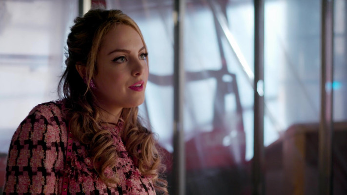 Elizabeth Gillies - Dynasty (2017) 1x04 &#039;Private as a Circus&#039;