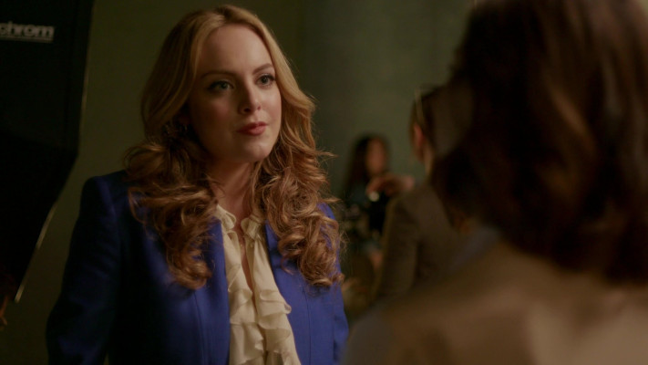Elizabeth Gillies - Dynasty (2017) 1x05 &#039;Company Slut&#039;