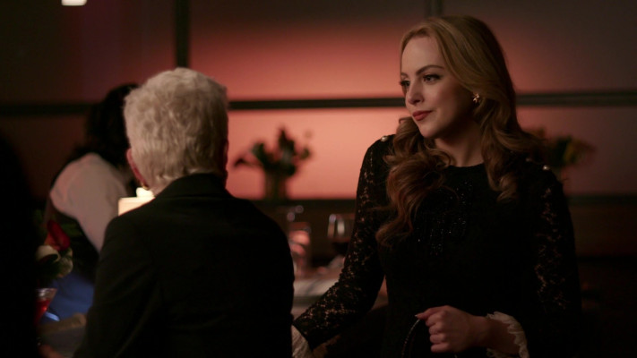 Elizabeth Gillies - Dynasty (2017) 1x05 &#039;Company Slut&#039;