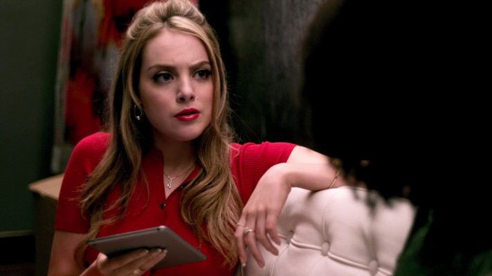 Elizabeth Gillies - Dynasty (2017) 1x06 &#039;Exist Only for Me&#039;