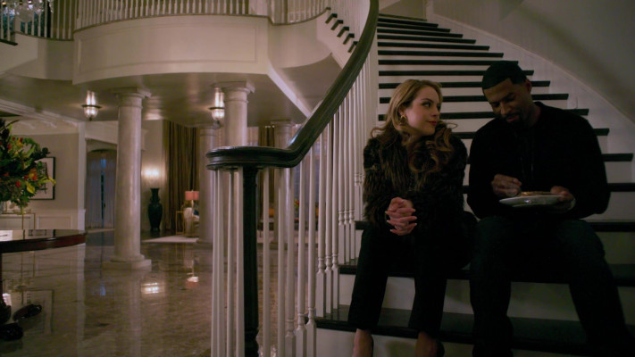 Elizabeth Gillies - Dynasty (2017) 1x07 &#039;A Taste of Your Own Medicine&#039;