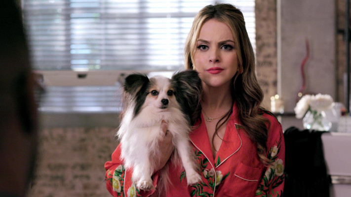 Elizabeth Gillies - Dynasty (2017) 1x08 &#039;The Best Things in Life&#039;