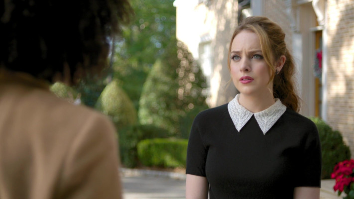 Elizabeth Gillies - Dynasty (2017) 1x09 &#039;Rotten Things&#039;