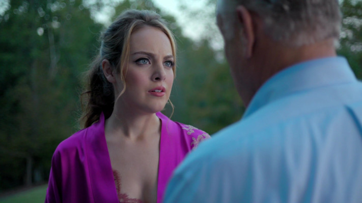 Elizabeth Gillies - Dynasty (2017) 1x09 &#039;Rotten Things&#039;