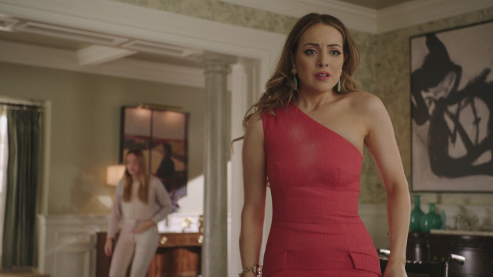 Elizabeth Gillies - Dynasty (2021) 4x03 &#039;The Aftermath&#039;