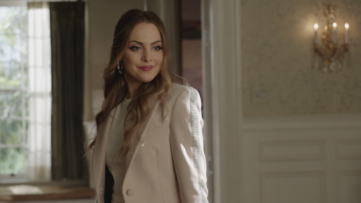 Elizabeth Gillies - Dynasty (2021) 4x03 &#039;The Aftermath&#039;