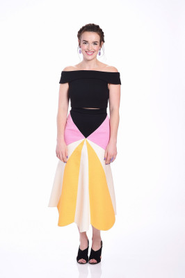 Elizabeth Henstridge