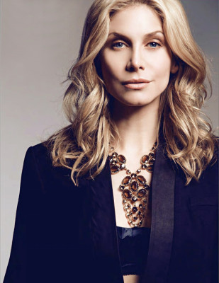 Elizabeth Mitchell pic #343743