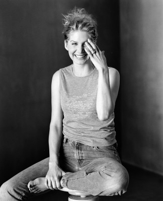 Elizabeth Mitchell pic #329655