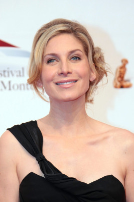 photo 13 in Elizabeth Mitchell gallery [id432051] 2011-11-03 00:00:00