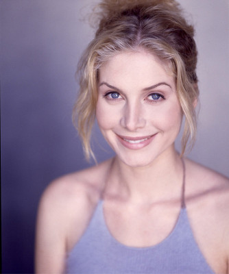 Elizabeth Mitchell pic #329640