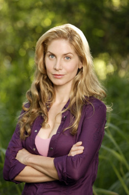 Elizabeth Mitchell pic #329644