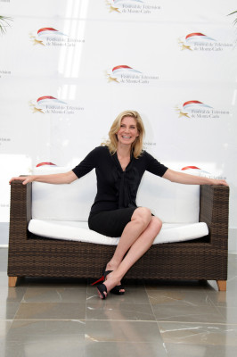 Elizabeth Mitchell pic #334794
