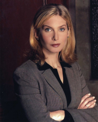 Elizabeth Mitchell pic #334799