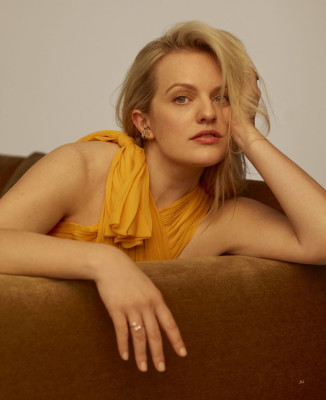 Elisabeth Moss – Marie Claire Magazine May 2019 Issue