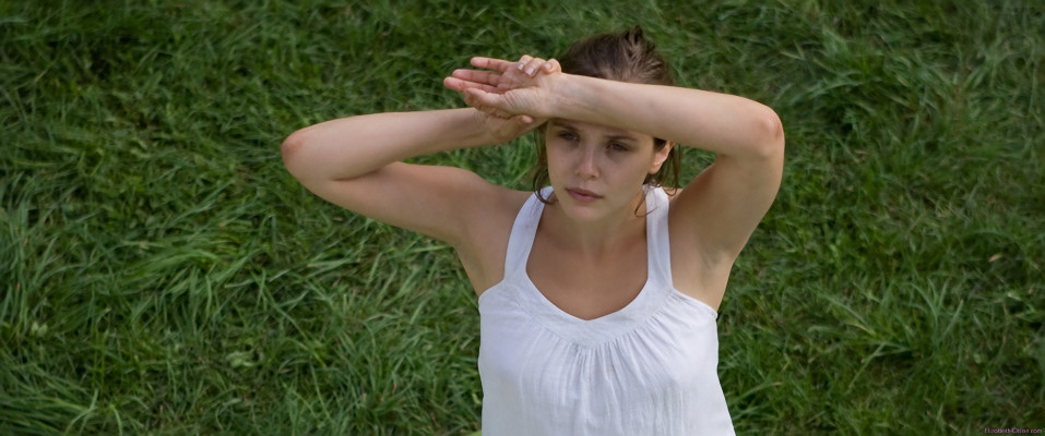 Elizabeth Olsen - Martha Marcy May Marlene (2011)
