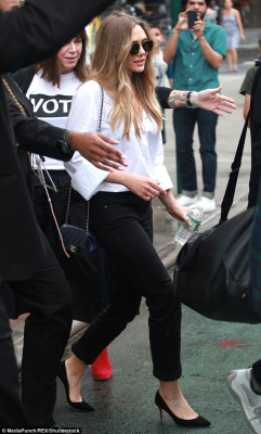 Elizabeth Olsen pic #986712