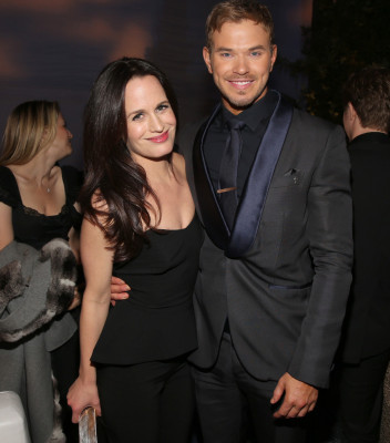 Elizabeth Reaser pic #935630