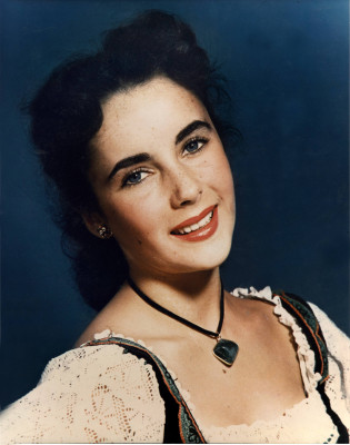 Elizabeth Taylor pic #443288