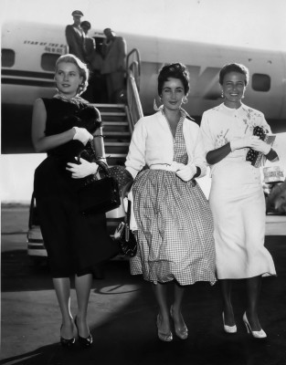photo 23 in Elizabeth Taylor gallery [id272263] 2010-06-16 00:00:00