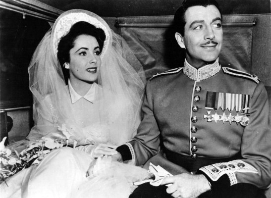 photo 8 in Elizabeth Taylor gallery [id272234] 2010-06-16 00:00:00