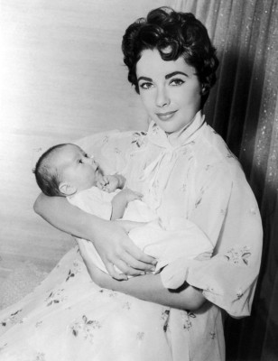 Elizabeth Taylor pic #272240