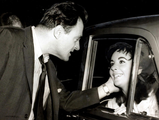 photo 7 in Elizabeth Taylor gallery [id252708] 2010-03-25 00:00:00
