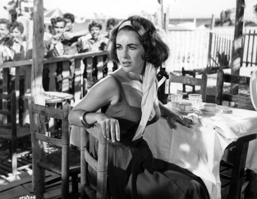 photo 22 in Elizabeth Taylor gallery [id428046] 2011-10-12 00:00:00