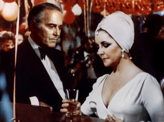 photo 13 in Elizabeth Taylor gallery [id357903] 2011-02-15 00:00:00