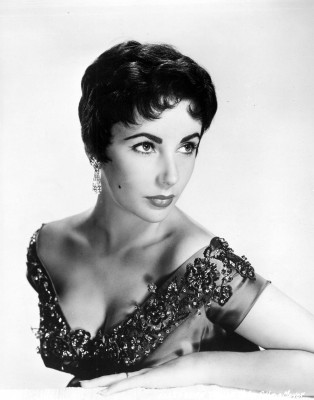 photo 23 in Elizabeth Taylor gallery [id442047] 2011-12-01 00:00:00