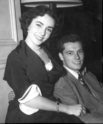Elizabeth Taylor pic #436525