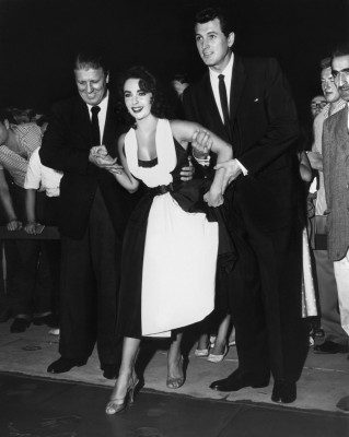 photo 7 in Elizabeth Taylor gallery [id363896] 2011-02-25 00:00:00