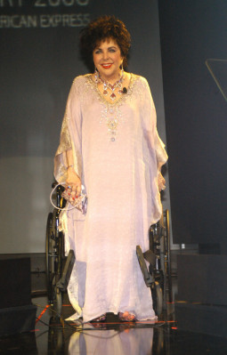photo 26 in Elizabeth Taylor gallery [id377682] 2011-03-28 00:00:00