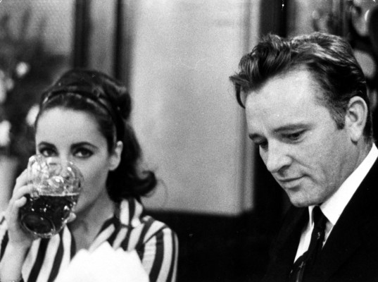 photo 14 in Elizabeth Taylor gallery [id495242] 2012-04-10 00:00:00