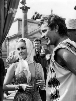 photo 10 in Elizabeth Taylor gallery [id497574] 2012-04-17 00:00:00
