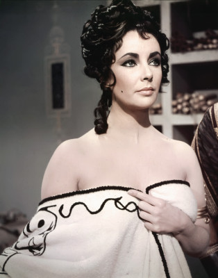 Elizabeth Taylor pic #393520