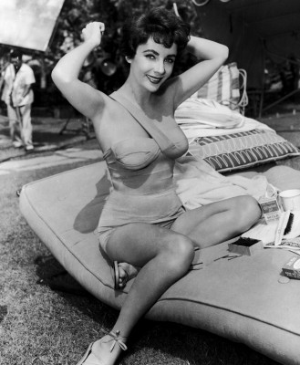 Elizabeth Taylor pic #399002