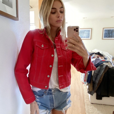 ELIZABETH TURNER for Depop 2020