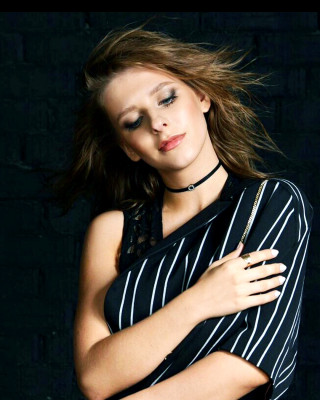 Elizaveta Arzamasova pic #1167197