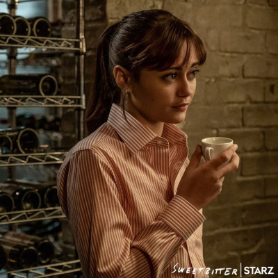 Ella Purnell – “Sweetbitter” Season 2 Promo Material 2019