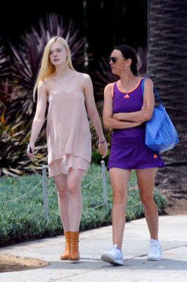 Elle Fanning pic #1010673