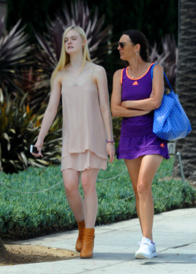 Elle Fanning pic #1010672