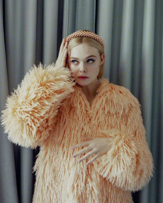 ELLE FANNING for Glamour Magazine, Spain December 2019