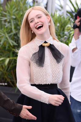 Elle Fanning – Jury Photocall at the Cannes Film Festival 05/14/2019