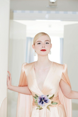 Elle Fanning – l’album de Paris Match Photoshoot, May 2019