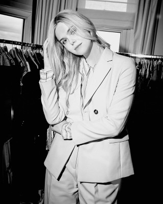 Elle Fanning – Photoshoot May 2019