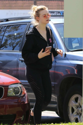 Elle Fanning – Hits the gym in Los Angeles