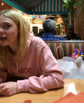 Elle Fanning – Social Medi