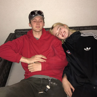 Elle Fanning – Social Medi